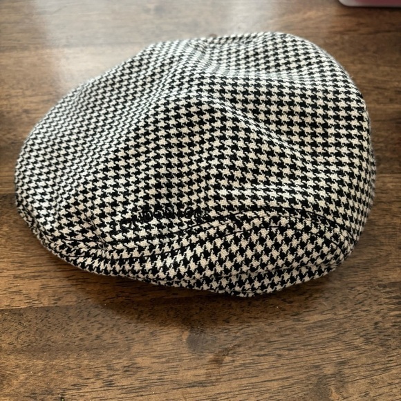 London Fog Black/Cream Houndstooth Newsboy/Gatsby Hat size L/Xl - Picture 6 of 7